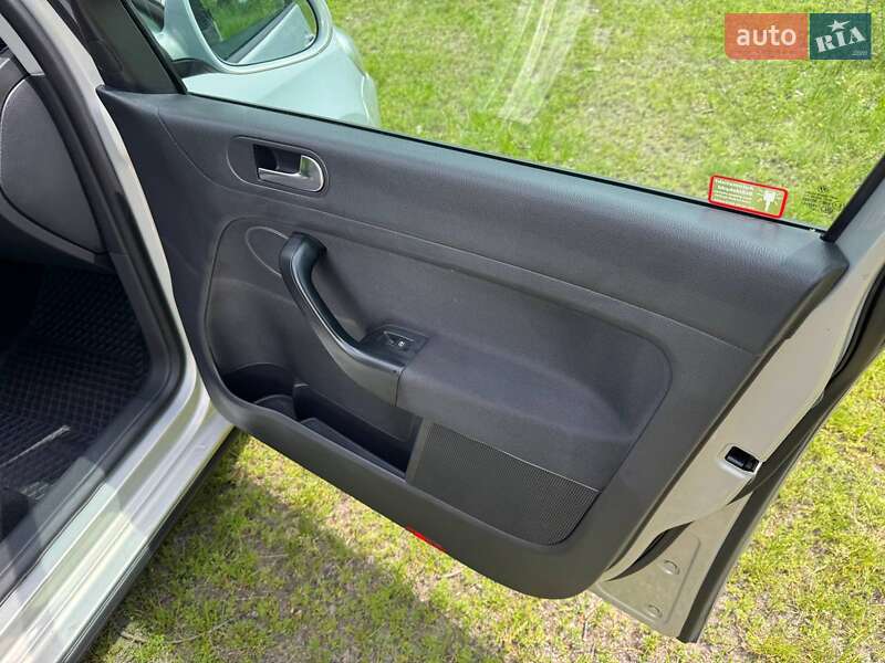 Хэтчбек Volkswagen Golf Plus 2010 в Полтаве фото 46 Хэтчбек Volkswagen Golf Plus 2010 в Полтаве