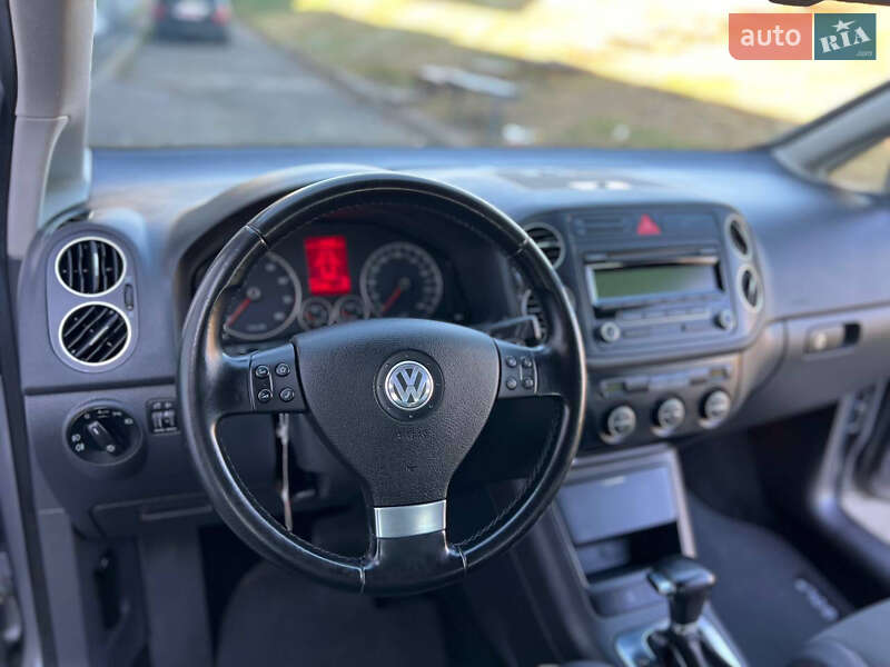 Хэтчбек Volkswagen Golf Plus 2008 в Киеве фото 19 Хэтчбек Volkswagen Golf Plus 2008 в Киеве