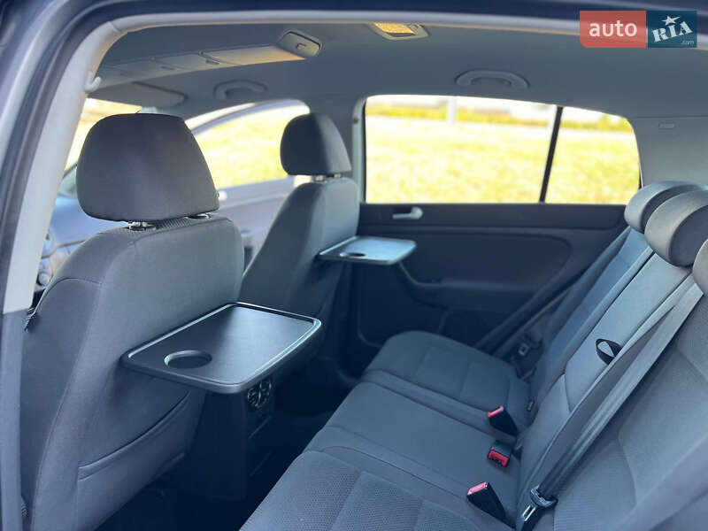 Хэтчбек Volkswagen Golf Plus 2008 в Киеве фото 51 Хэтчбек Volkswagen Golf Plus 2008 в Киеве