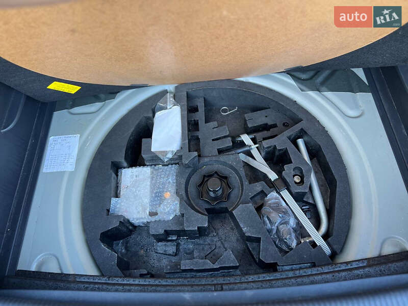 Хэтчбек Volkswagen Golf Plus 2008 в Киеве фото 56 Хэтчбек Volkswagen Golf Plus 2008 в Киеве