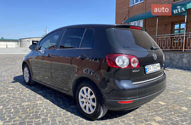 Хэтчбек Volkswagen Golf Plus 2006 в  фото 5 Хэтчбек Volkswagen Golf Plus 2006 в