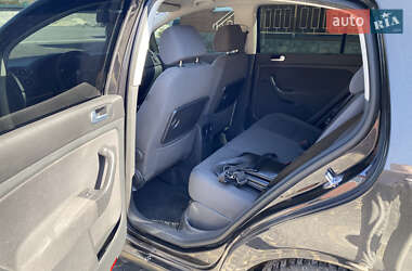 Хэтчбек Volkswagen Golf Plus 2006 в  фото 19 Хэтчбек Volkswagen Golf Plus 2006 в