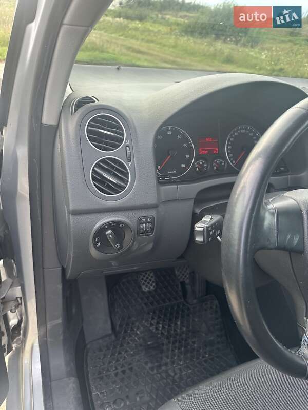 Хетчбек Volkswagen Golf Plus 2007 в Сарнах