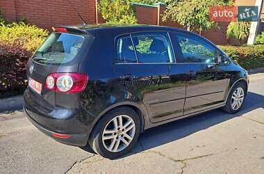 Хэтчбек Volkswagen Golf Plus 2008 в 