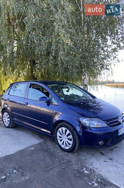 Хетчбек Volkswagen Golf Plus 2007 в Ізяславі