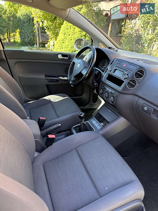 Хэтчбек Volkswagen Golf Plus 2009 в Дрогобыче