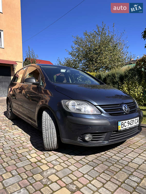 Хэтчбек Volkswagen Golf Plus 2009 в Дрогобыче