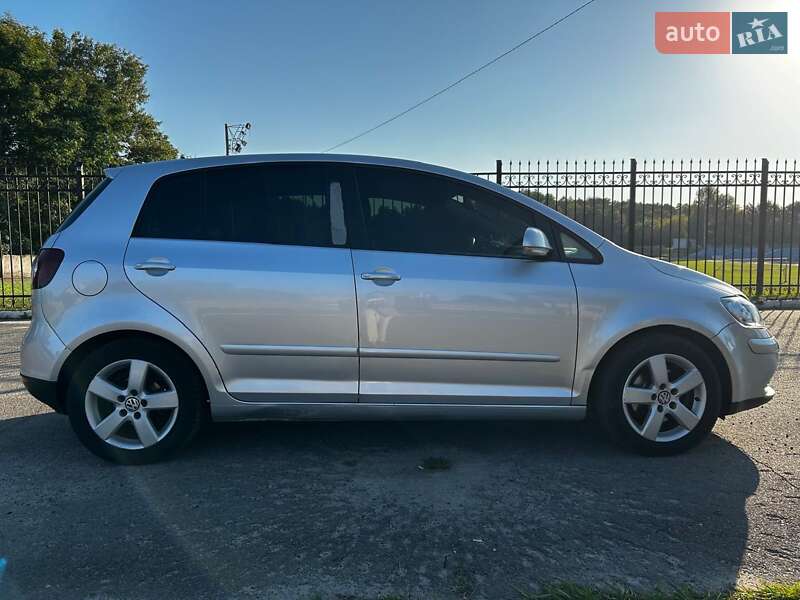 Хетчбек Volkswagen Golf Plus 2005 в Макарові