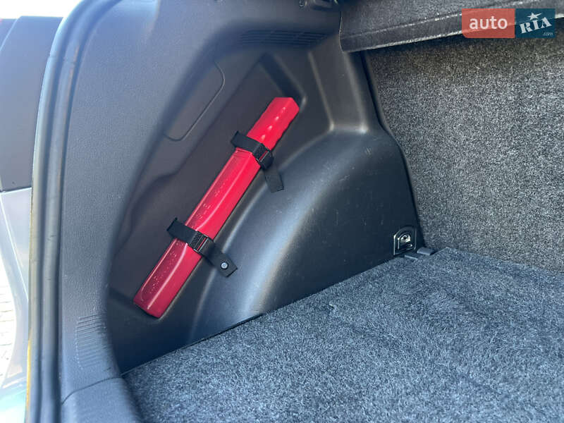 Хетчбек Volkswagen Golf Plus 2008 в Луцьку фото 10 Хетчбек Volkswagen Golf Plus 2008 в Луцьку