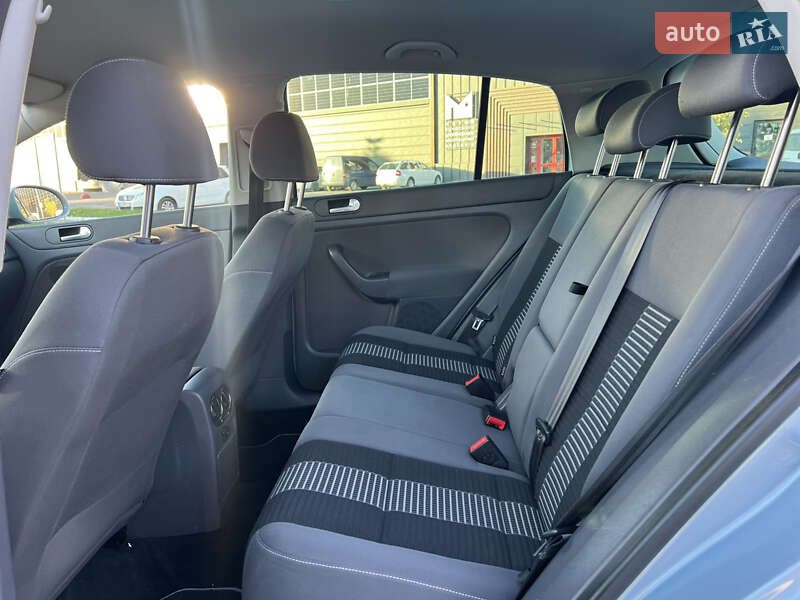 Хетчбек Volkswagen Golf Plus 2008 в Луцьку фото 19 Хетчбек Volkswagen Golf Plus 2008 в Луцьку