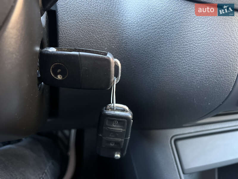 Хетчбек Volkswagen Golf Plus 2008 в Луцьку фото 31 Хетчбек Volkswagen Golf Plus 2008 в Луцьку