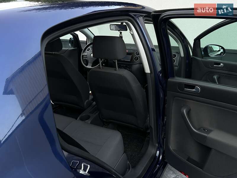 Хэтчбек Volkswagen Golf Plus 2005 в Ровно