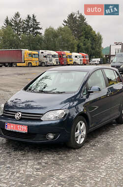 Хэтчбек Volkswagen Golf Plus 2010 в Староконстантинове