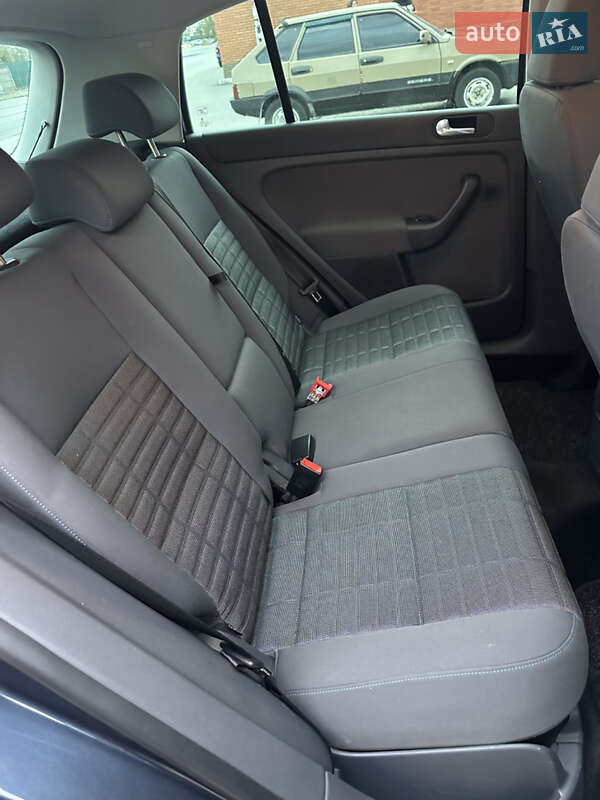 Хетчбек Volkswagen Golf Plus 2007 в Дніпрі