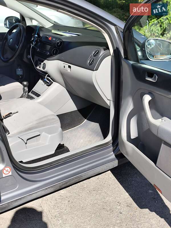Хэтчбек Volkswagen Golf Plus 2006 в Шепетовке