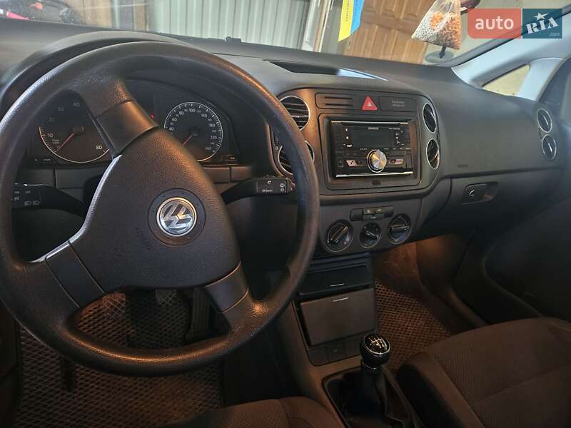 Хэтчбек Volkswagen Golf Plus 2005 в Тлумаче