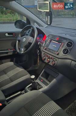 Хэтчбек Volkswagen Golf Plus 2008 в 