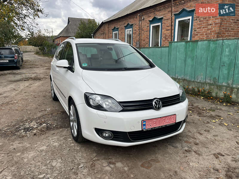 Хетчбек Volkswagen Golf Plus 2010 в Охтирці