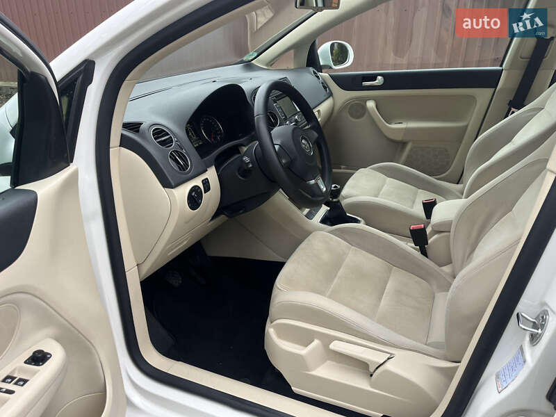 Хетчбек Volkswagen Golf Plus 2010 в Охтирці