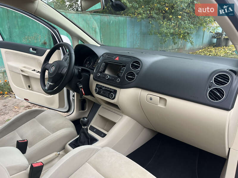 Хетчбек Volkswagen Golf Plus 2010 в Охтирці