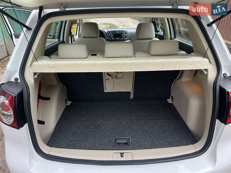 Хетчбек Volkswagen Golf Plus 2010 в Охтирці