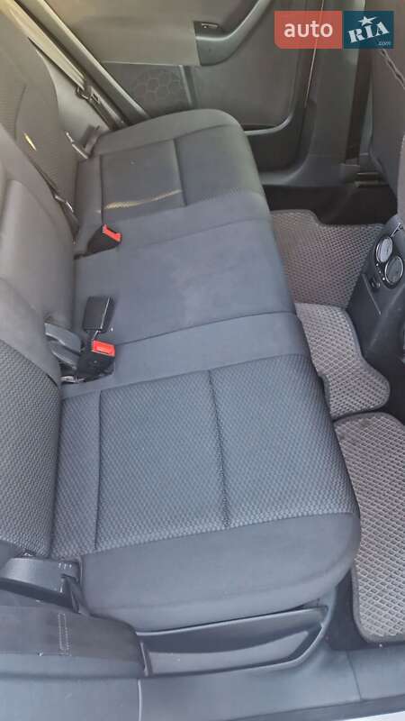 Хетчбек Volkswagen Golf Plus 2011 в Херсоні