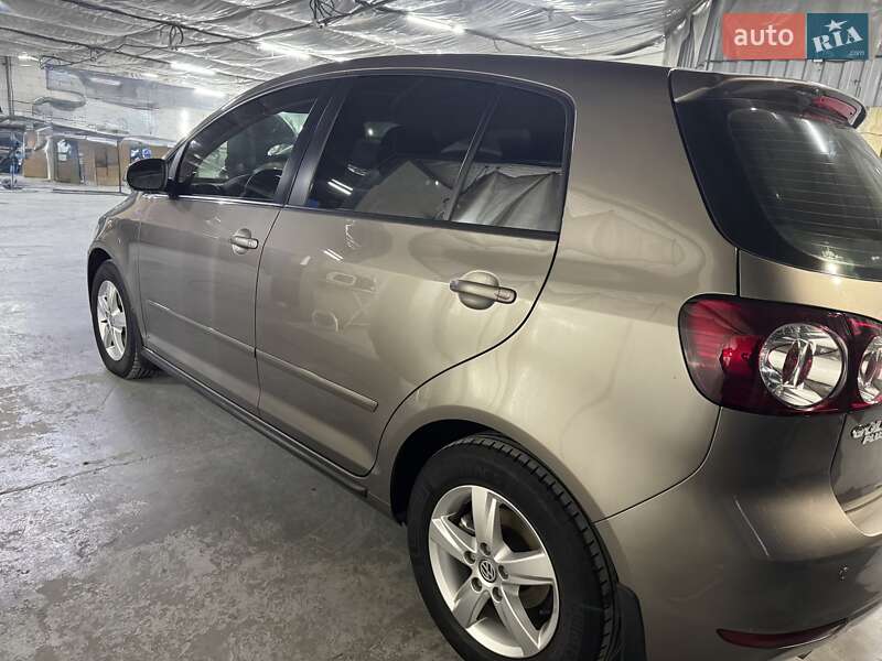 Хетчбек Volkswagen Golf Plus 2010 в Києві