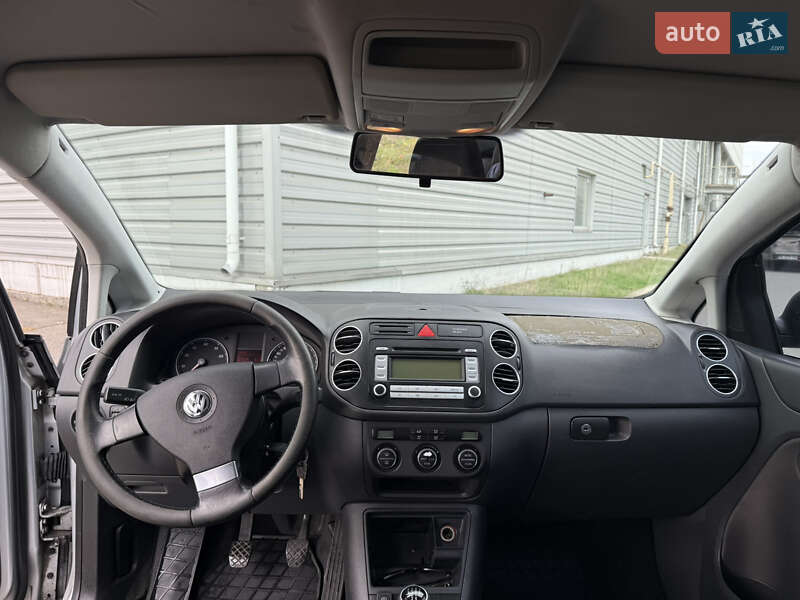 Хэтчбек Volkswagen Golf Plus 2007 в Днепре