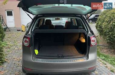 Хэтчбек Volkswagen Golf Plus 2010 в 