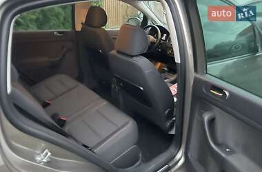 Хэтчбек Volkswagen Golf Plus 2010 в 