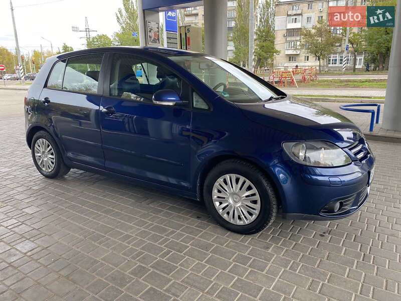 Хэтчбек Volkswagen Golf Plus 2006 в Николаеве