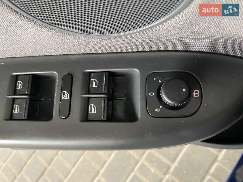 Хэтчбек Volkswagen Golf Plus 2006 в Николаеве