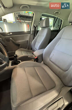 Хэтчбек Volkswagen Golf Plus 2006 в 