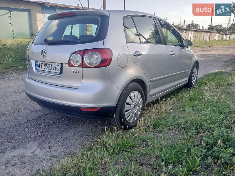 Хэтчбек Volkswagen Golf Plus 2008 в Александрие