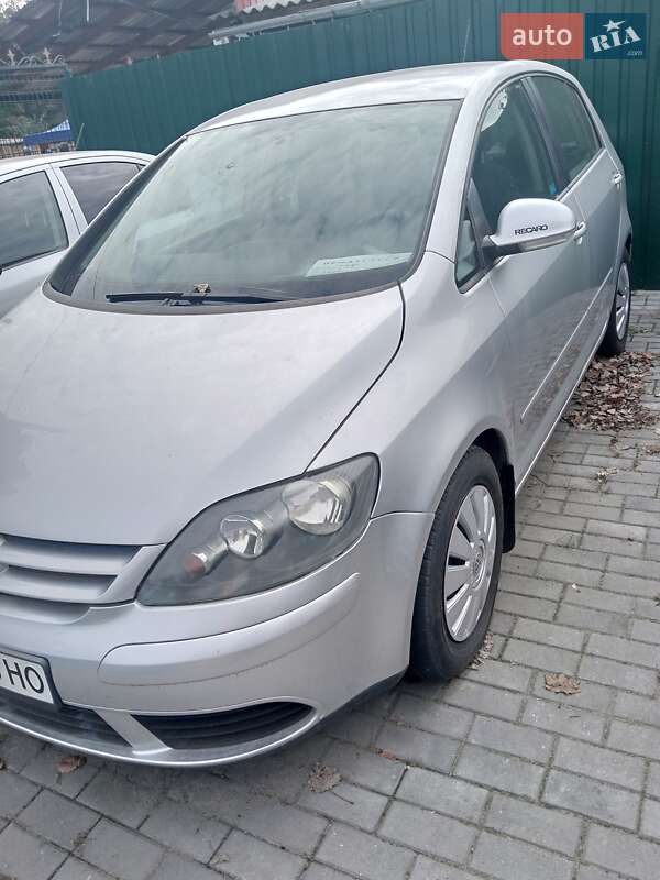 Хэтчбек Volkswagen Golf Plus 2008 в Александрие