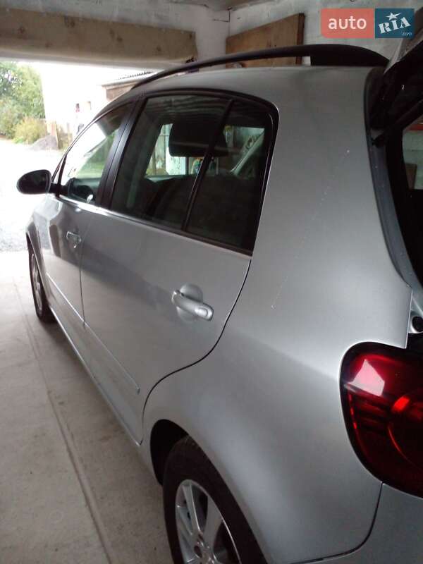 Хэтчбек Volkswagen Golf Plus 2009 в Ровно фото 8 Хэтчбек Volkswagen Golf Plus 2009 в Ровно