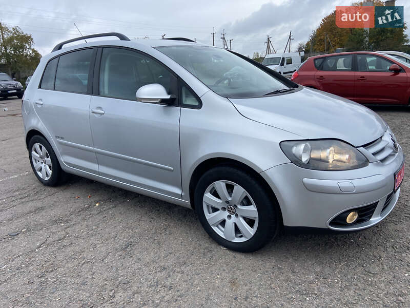 Хэтчбек Volkswagen Golf Plus 2009 в Ровно фото 6 Хэтчбек Volkswagen Golf Plus 2009 в Ровно