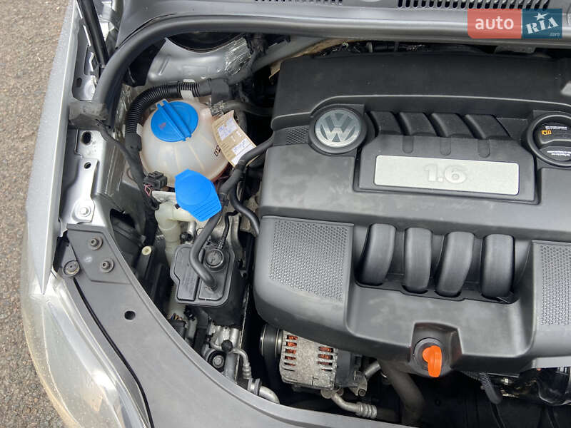 Хэтчбек Volkswagen Golf Plus 2009 в Ровно фото 51 Хэтчбек Volkswagen Golf Plus 2009 в Ровно