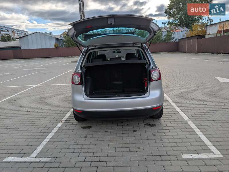 Хетчбек Volkswagen Golf Plus 2006 в Черкасах фото 17 Хетчбек Volkswagen Golf Plus 2006 в Черкасах