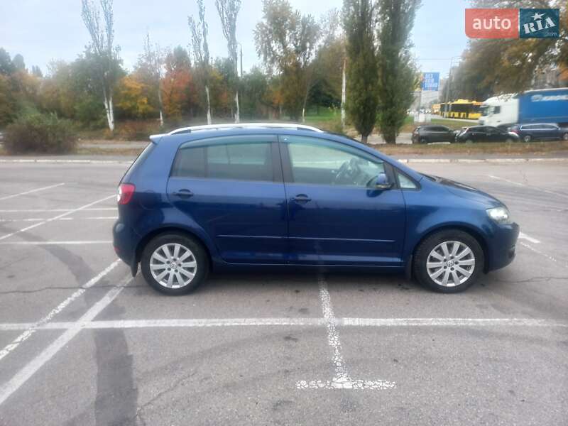 Хэтчбек Volkswagen Golf Plus 2010 в Киеве фото 2 Хэтчбек Volkswagen Golf Plus 2010 в Киеве