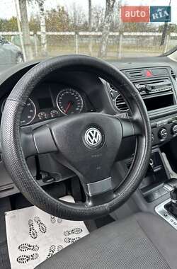 Хэтчбек Volkswagen Golf Plus 2008 в 