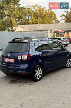 Хэтчбек Volkswagen Golf Plus 2008 в 