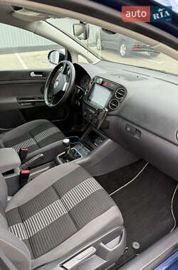 Хэтчбек Volkswagen Golf Plus 2008 в 