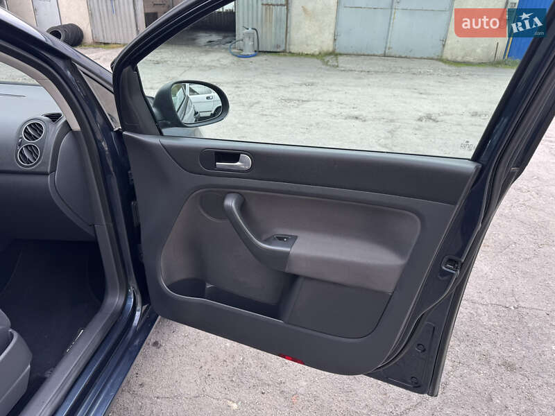 Хэтчбек Volkswagen Golf Plus 2007 в Волочиске фото 31 Хэтчбек Volkswagen Golf Plus 2007 в Волочиске