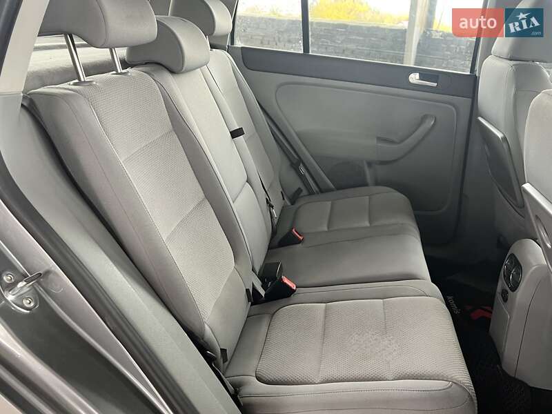 Хетчбек Volkswagen Golf Plus 2006 в Вінниці фото 16 Хетчбек Volkswagen Golf Plus 2006 в Вінниці