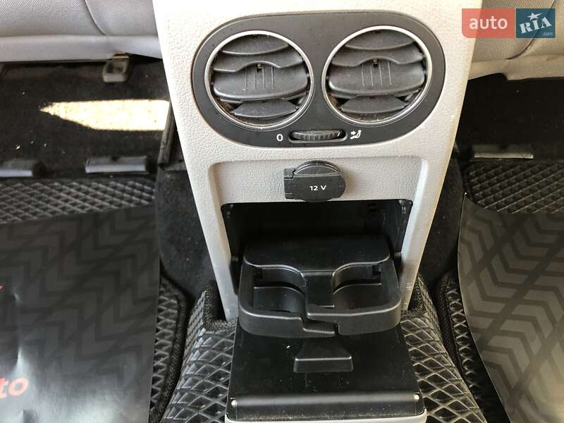 Хетчбек Volkswagen Golf Plus 2006 в Вінниці фото 27 Хетчбек Volkswagen Golf Plus 2006 в Вінниці