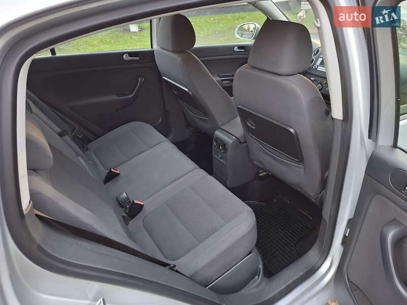 Хэтчбек Volkswagen Golf Plus 2008 в Ковеле фото 6 Хэтчбек Volkswagen Golf Plus 2008 в Ковеле