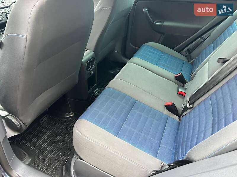 Хэтчбек Volkswagen Golf Plus 2007 в Казатине фото 21 Хэтчбек Volkswagen Golf Plus 2007 в Казатине