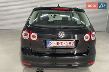 Хэтчбек Volkswagen Golf Plus 2011 в 