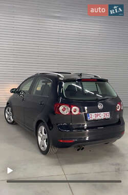 Хэтчбек Volkswagen Golf Plus 2011 в 